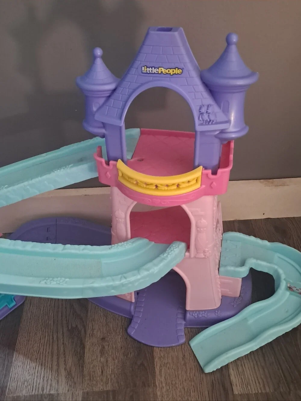 Fisher-Price Little People Disney Princess Klip-Klop Castle Working Lights Sound